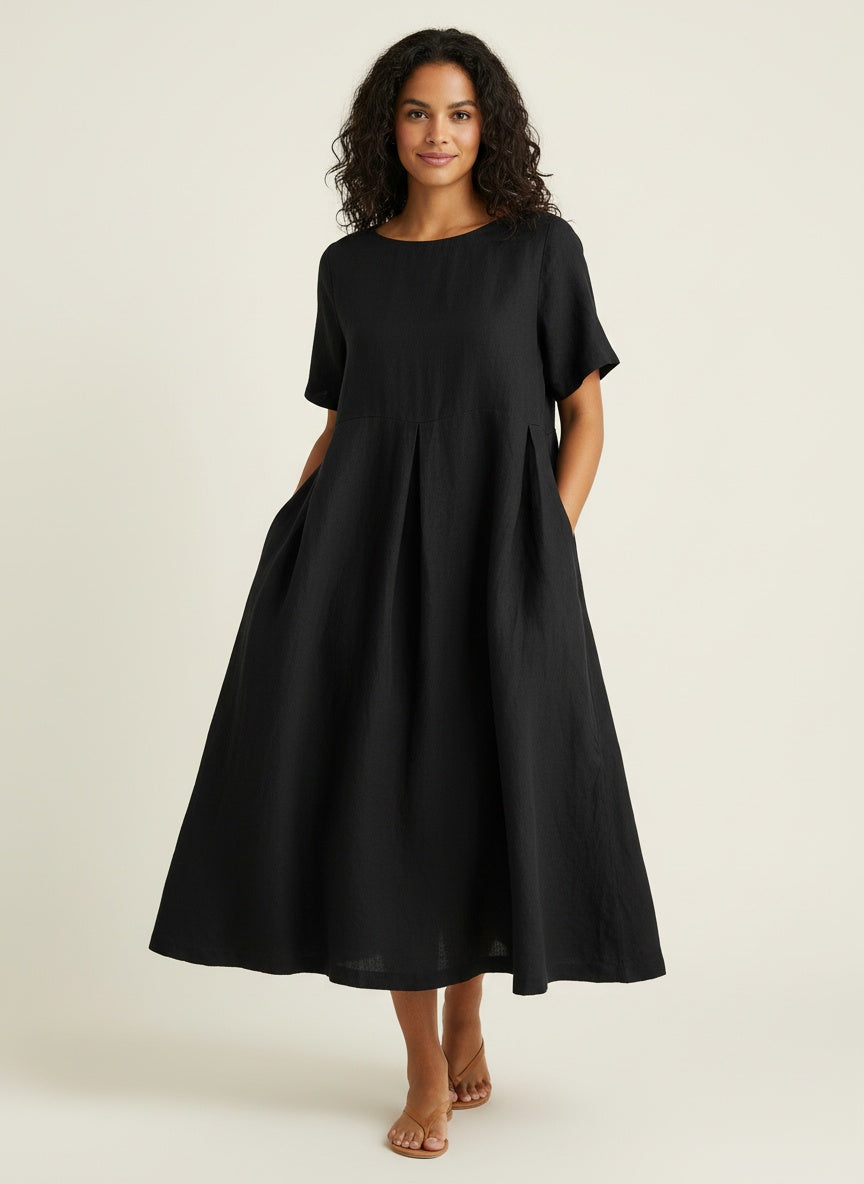 Ellie - Chic Maxi Dress with Tummy-Enhancing Design