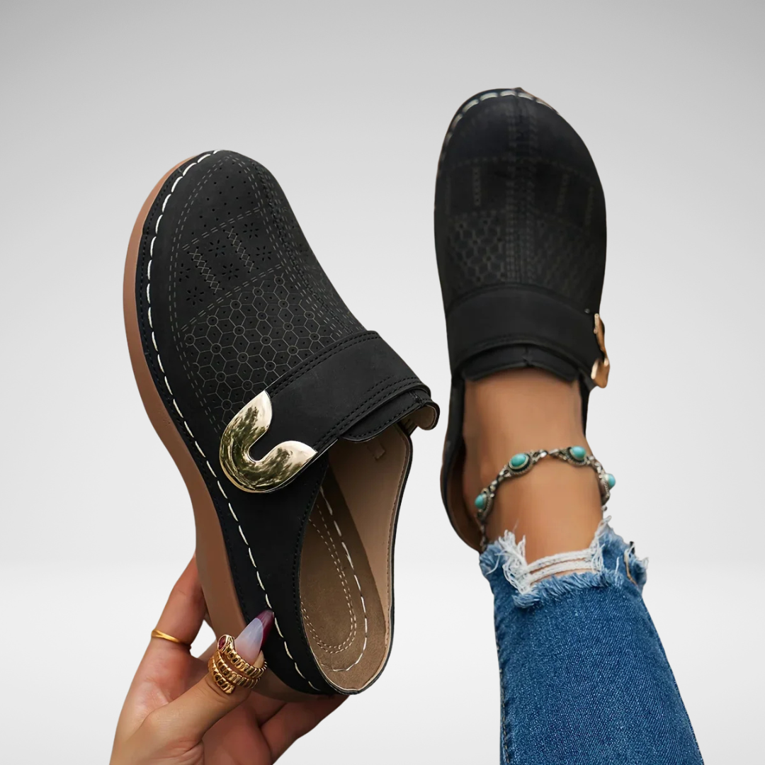 Caprielle Chic Supportive Wedge Sandals