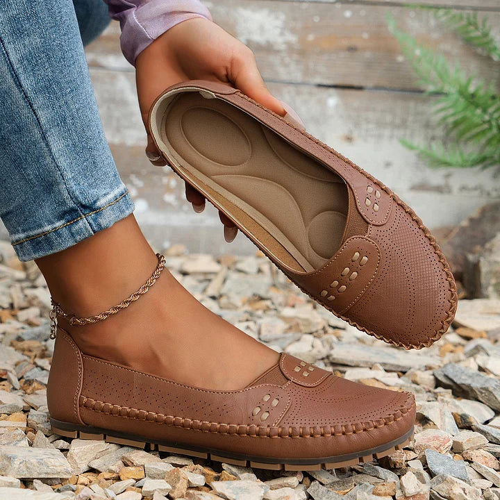 Elara | Classic Slip-On Comfort Shoes